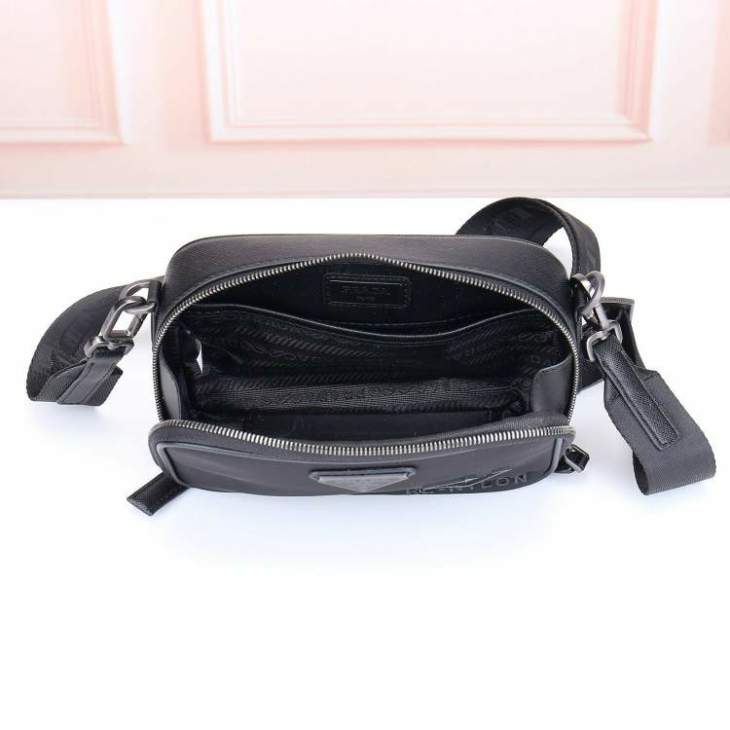 Picture of Prada Mens Bags _SKUfw167295921fw